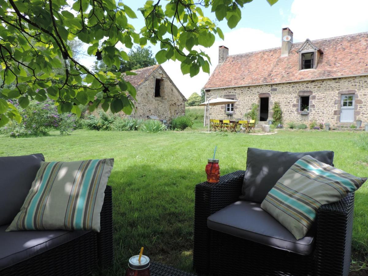 Le Clos Fleuri Ségrie Exteriör bild