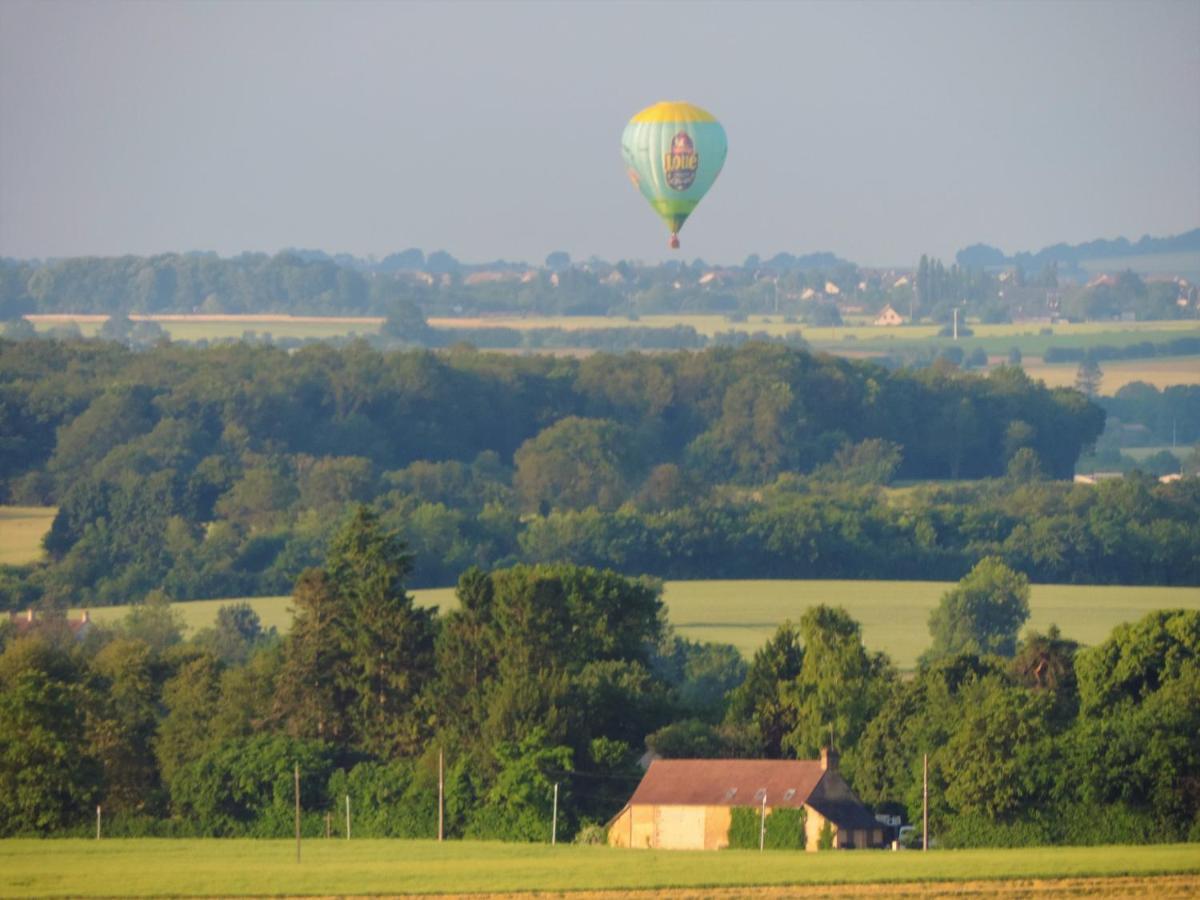 Le Clos Fleuri Ségrie Exteriör bild
