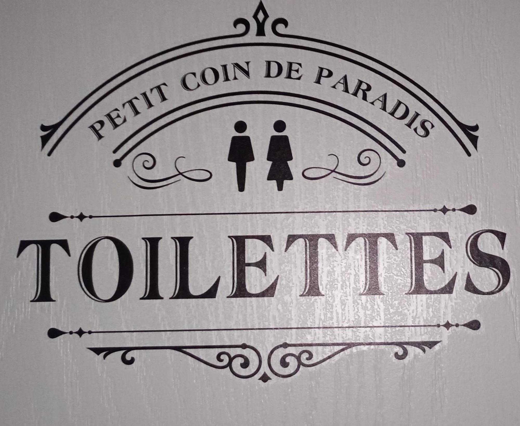 Le Clos Fleuri Ségrie Exteriör bild