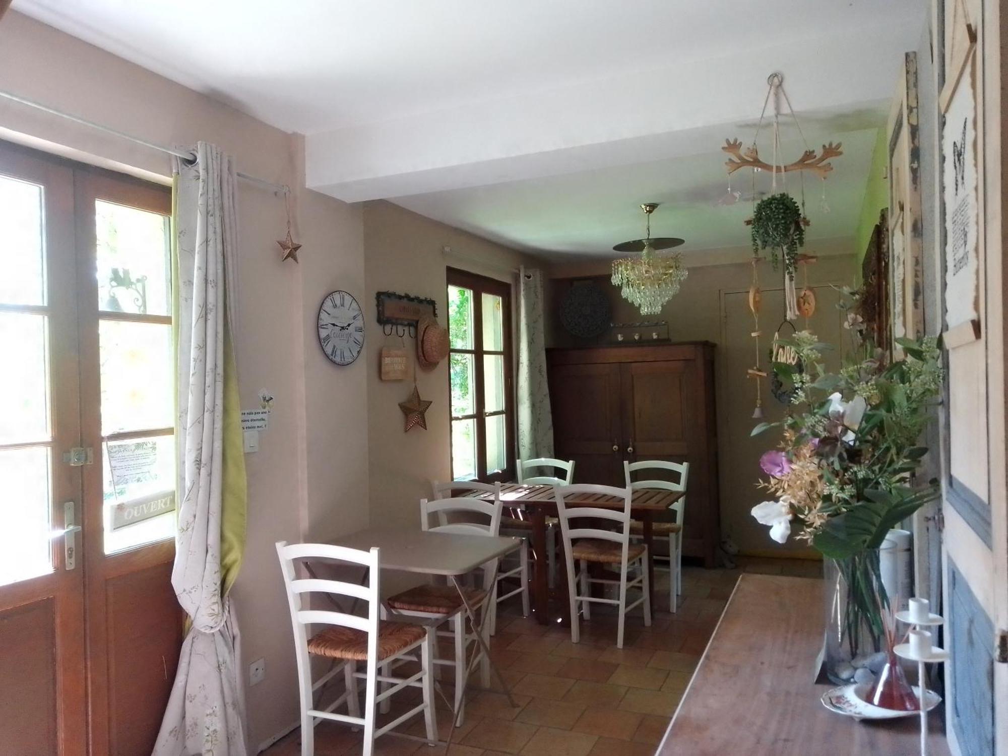 Le Clos Fleuri Ségrie Exteriör bild